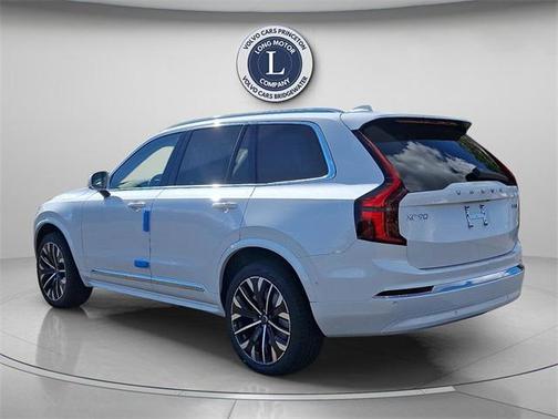 2026 Volvo XC90 B5 Plus 7-Seater