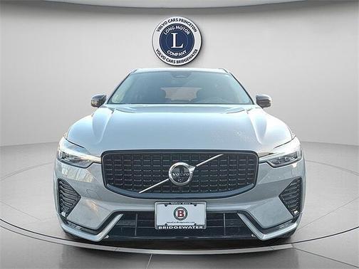 2025 Volvo XC60 Plus