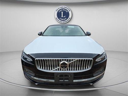 2025 Volvo S90 B6 Plus