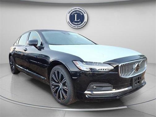 2025 Volvo S90 B6 Plus
