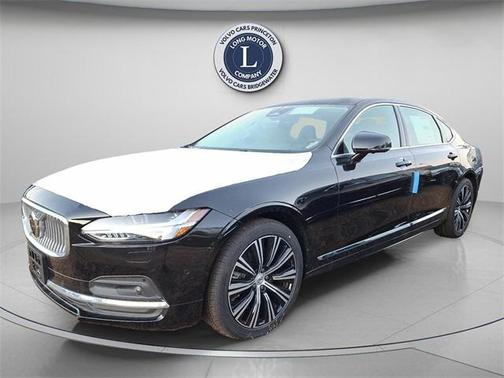 2025 Volvo S90 B6 Plus