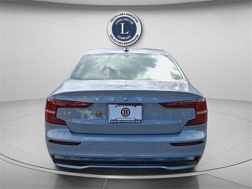 2025 Volvo S60 B5 Core