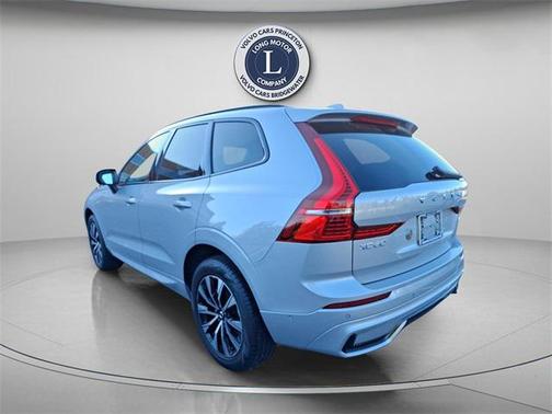 2025 Volvo XC60 B5 Plus