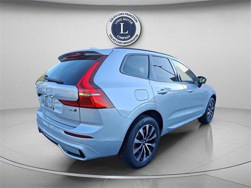 2025 Volvo XC60 B5 Plus