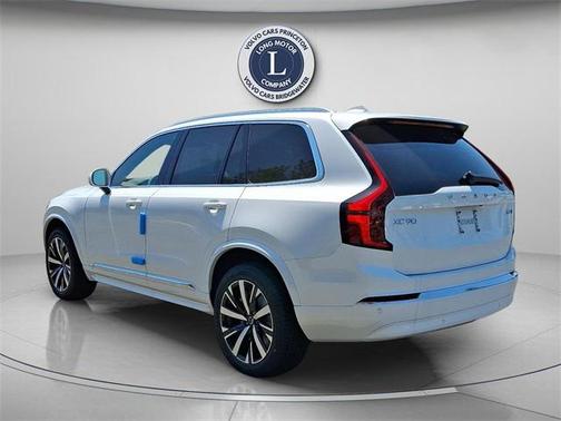 2026 Volvo XC90 B5 Core