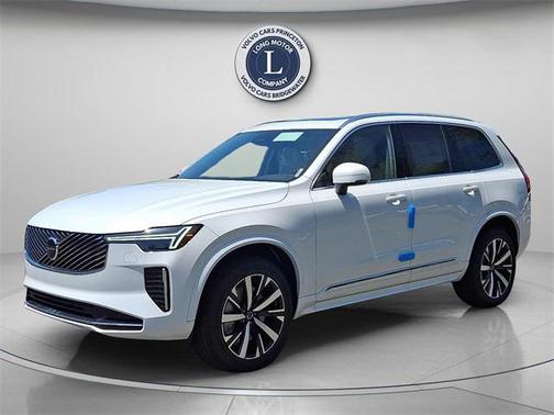 2026 Volvo XC90 B5 Core