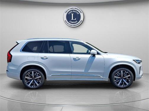 2026 Volvo XC90 B5 Core