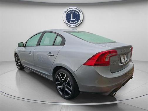 2017 Volvo S60 T5 Dynamic