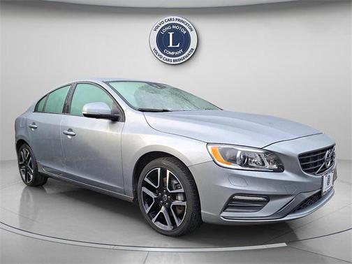 2017 Volvo S60 T5 Dynamic