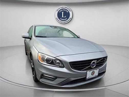 2017 Volvo S60 T5 Dynamic