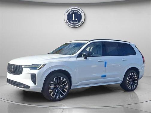 2026 Volvo XC90 B6 Ultra Dark Theme 7-Seater