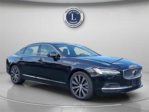 2025 Volvo S90 B6 Plus