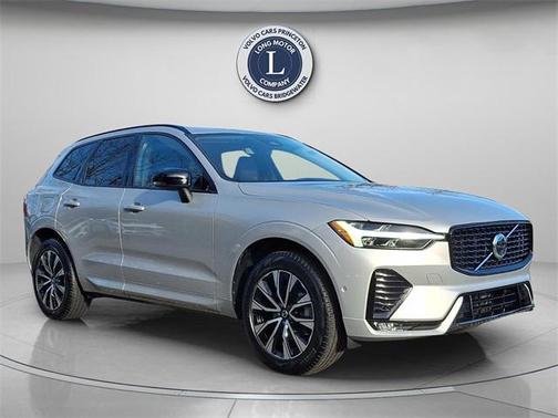 2025 Volvo XC60 B5 Plus