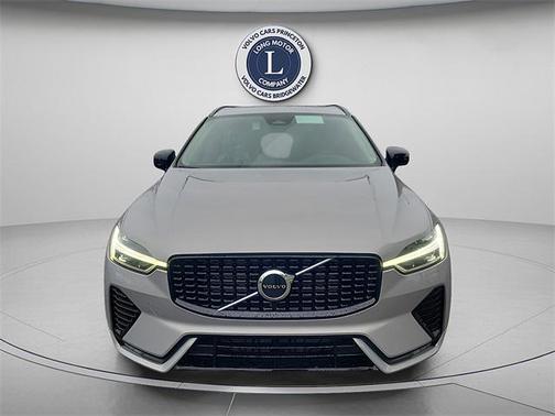 2025 Volvo XC60 B5 Core