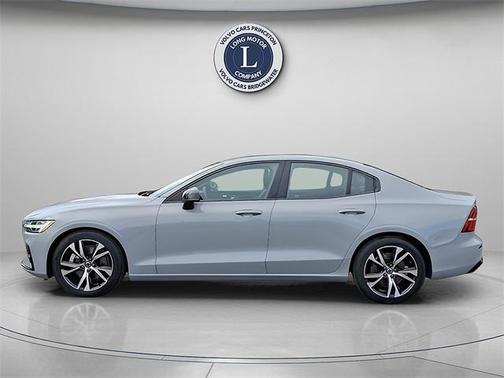 2025 Volvo S60 B5 Core