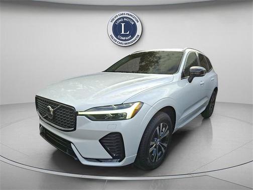 2025 Volvo XC60 B5 Core