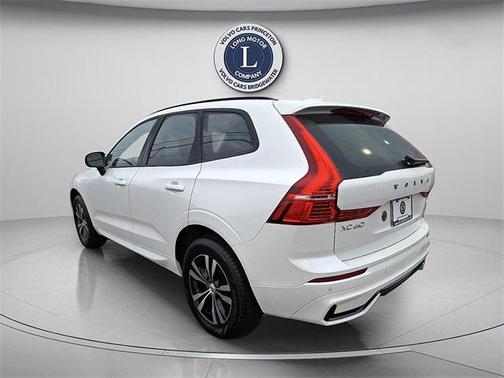2025 Volvo XC60 B5 Core