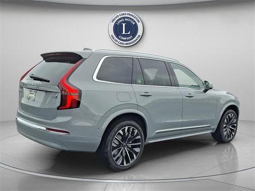 2026 Volvo XC90 B6 Ultra 7-Seater