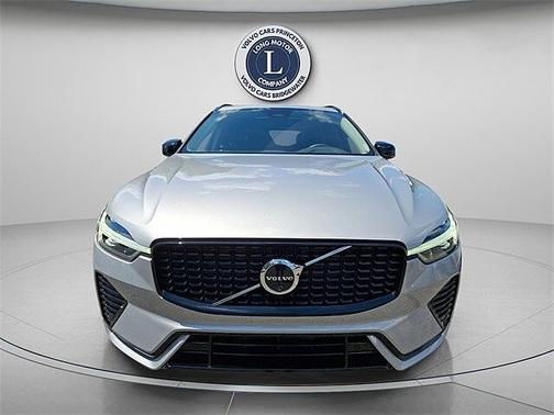 2025 Volvo XC60 Plus