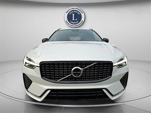 2025 Volvo XC60 Plus