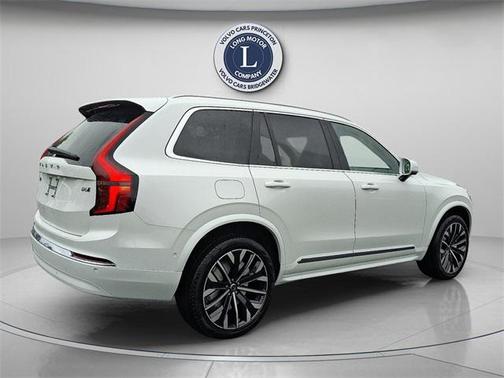 2026 Volvo XC90 B6 Ultra 7-Seater