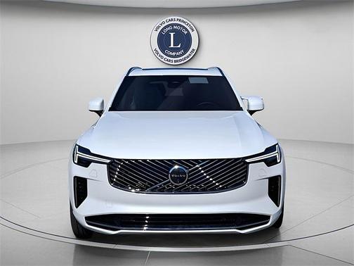 2025 Volvo XC90 B5 Plus 7-Seater
