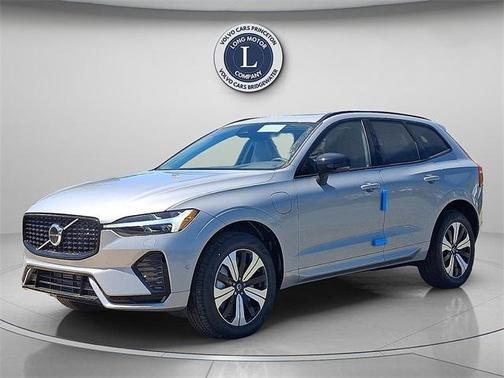 2025 Volvo XC60 Plug-In Hybrid T8 Plus