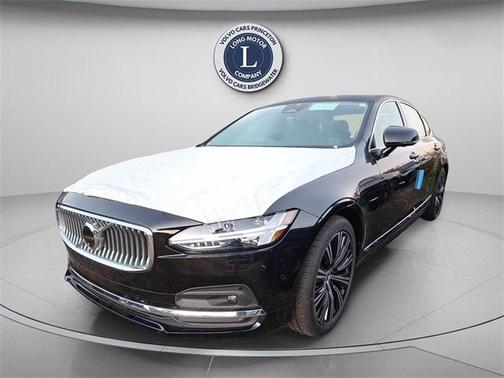 2025 Volvo S90 B6 Plus