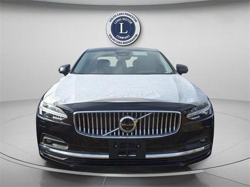 2025 Volvo S90 B6 Plus