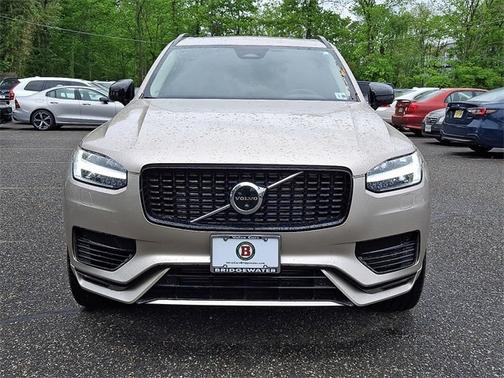 2023 Volvo XC90 Recharge Plug-In Hybrid Plus Dark 7-Seater