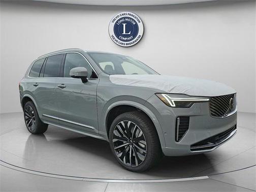 2026 Volvo XC90 B5 Plus 7-Seater