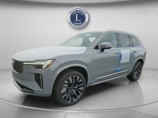 2026 Volvo XC90 B5 Plus 7-Seater