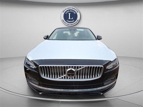 2025 Volvo S90 B6 Plus