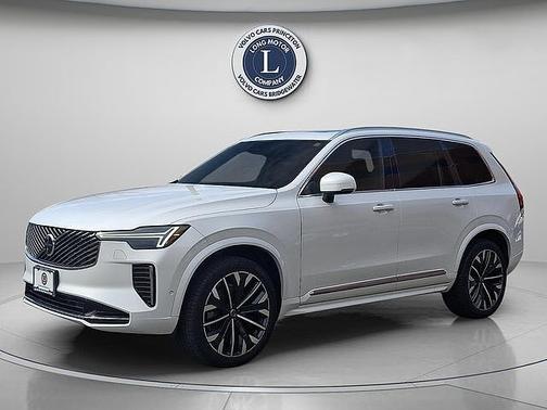 2025 Volvo XC90 Plus