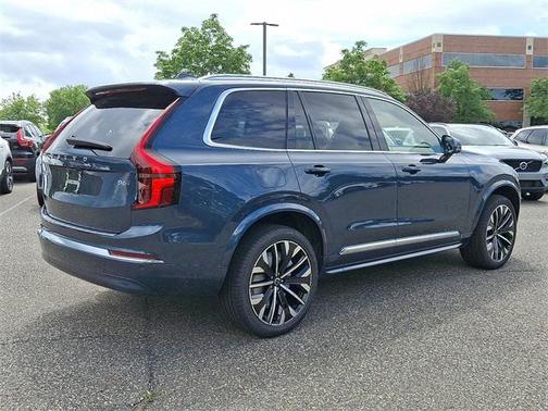 2026 Volvo XC90 B6 Plus 7-Seater