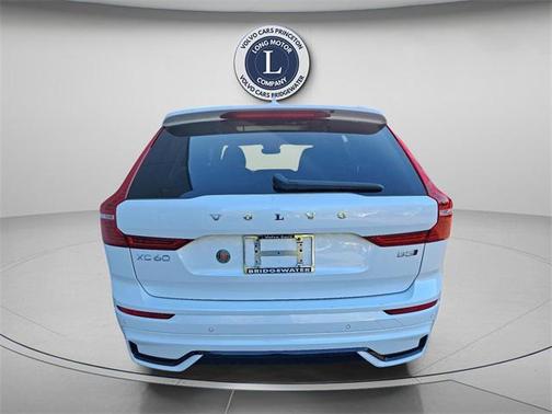 2025 Volvo XC60 B5 Plus