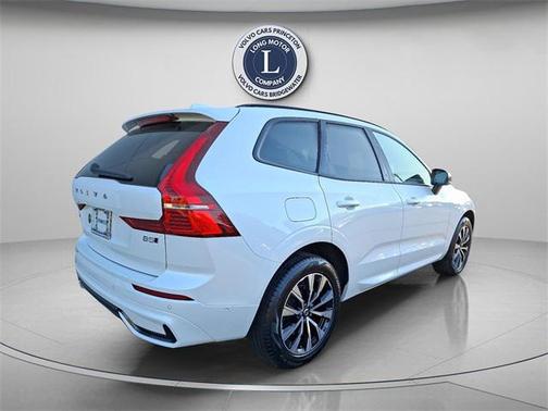2025 Volvo XC60 B5 Plus