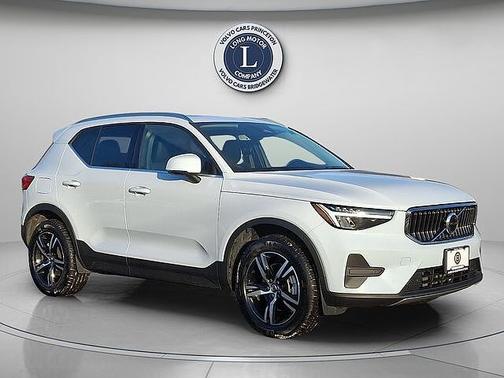 Cloud Blue 2025 Volvo XC40 Core SUV