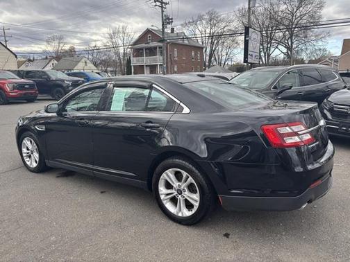 2016 Ford Taurus SEL