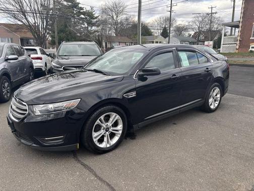 2016 Ford Taurus SEL
