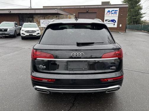2022 Audi Q5 45 S line Premium