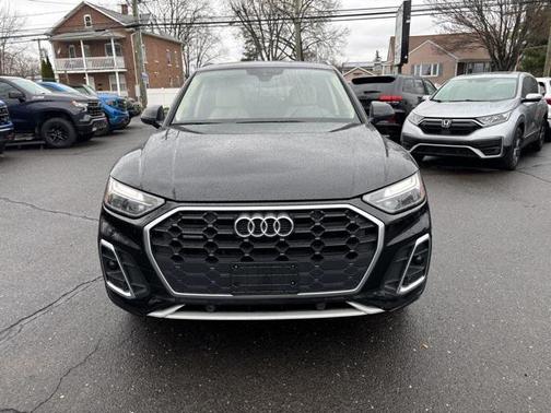 2022 Audi Q5 45 S line Premium