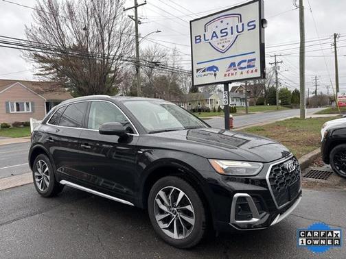 2022 Audi Q5 45 S line Premium