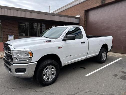 2020 RAM 2500 Tradesman Regular Cab 4X4 8' Box