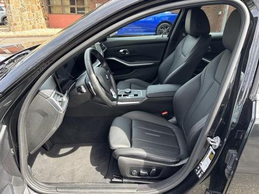 2024 BMW 330 i xDrive