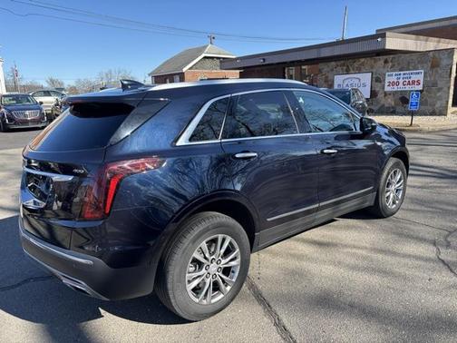 2022 Cadillac XT5 Premium Luxury