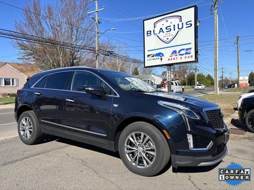 2022 Cadillac XT5 Premium Luxury