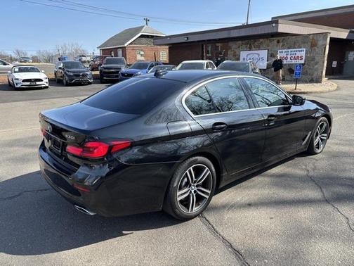 2022 BMW 530 i xDrive