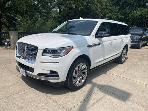 2023 Lincoln Navigator L RESERVE