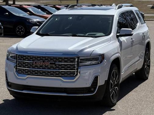2022 GMC Acadia Denali